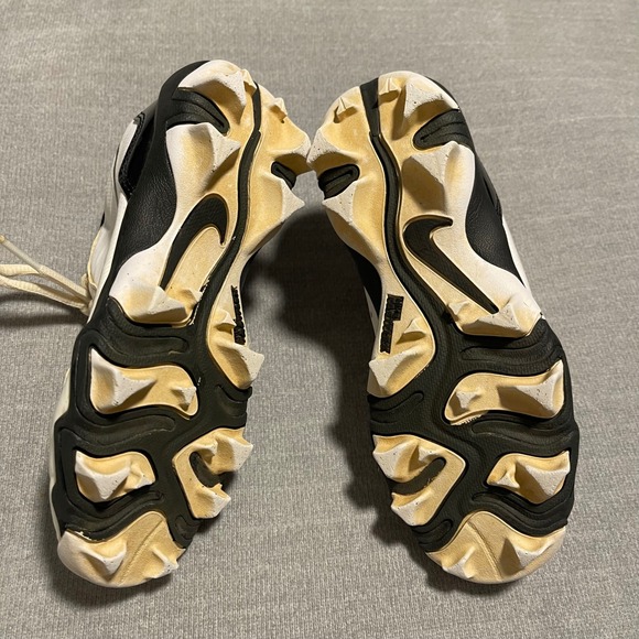 Nike Kids Baseball Cleats White Black Synthetic Leather Lace Up Size 13C - Picture 4 of 7